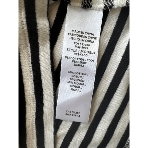 Splendid Parisan style black and white stripe long sleeve turtleneck with should - Picture 6 of 8